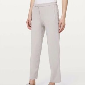 Lululemon On the Move Pant 28” NWT